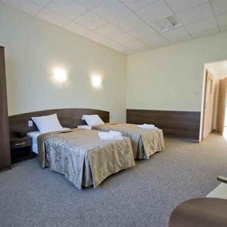 Hotel A4 Mop Kepnica Jaworzno Room photo